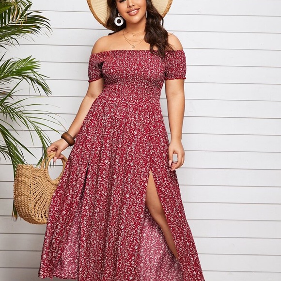 Plus Off Shoulder Shirred Split Ditsy Floral Dress - Picture 7 of 7